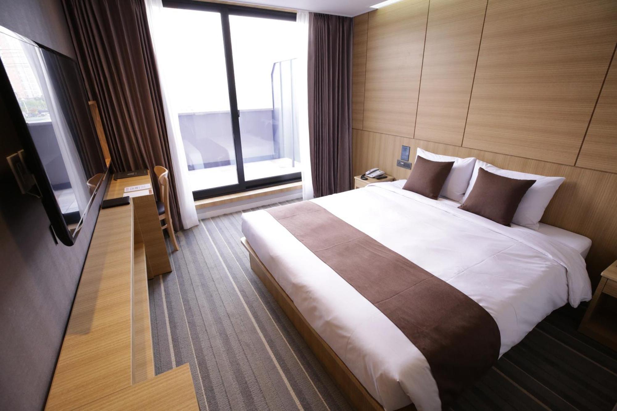 Honors Hotel Hwaseong Ngoại thất bức ảnh